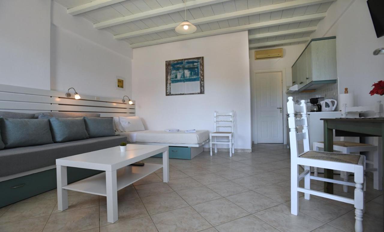 Nostos Beachfront Apartments & Studios Agios Ioannis  Exterior photo