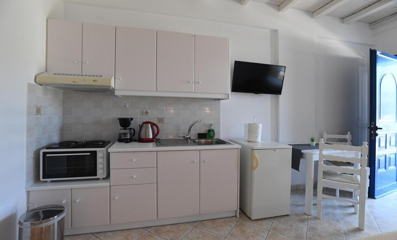 Nostos Beachfront Apartments & Studios Agios Ioannis  Exterior photo